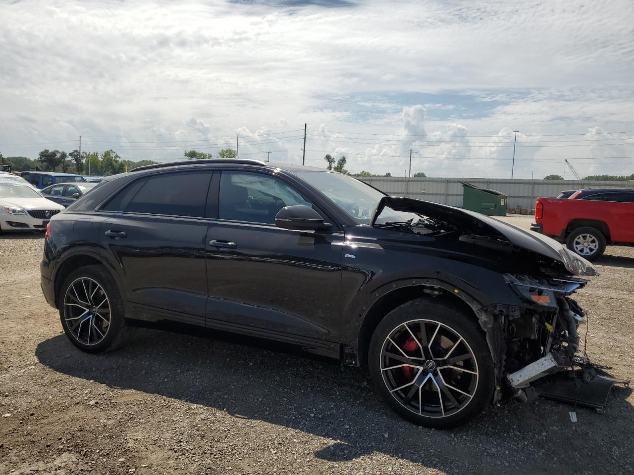 2021 AUDI Q8