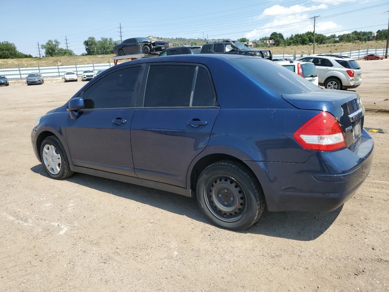 2011 NISSAN VERSA