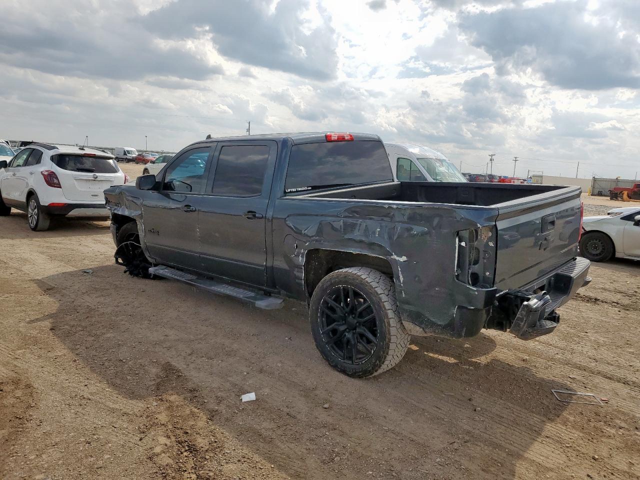2018 CHEVROLET Silverado