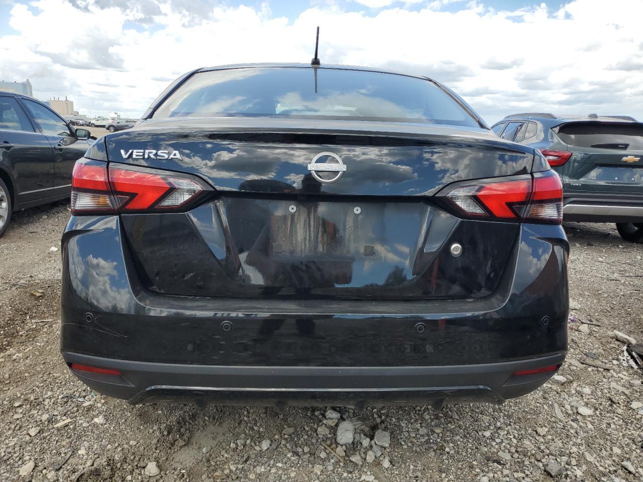 2024 NISSAN VERSA