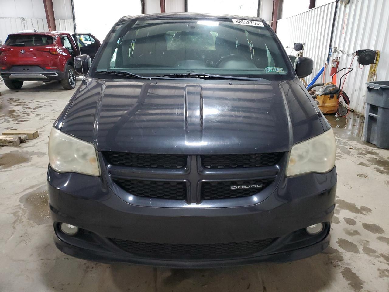 2011 DODGE GRAND CARAVAN
