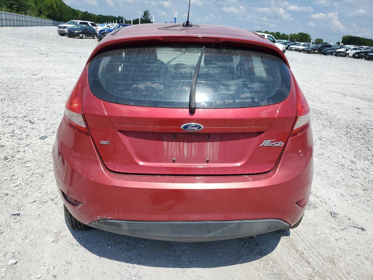 2011 FORD Fiesta