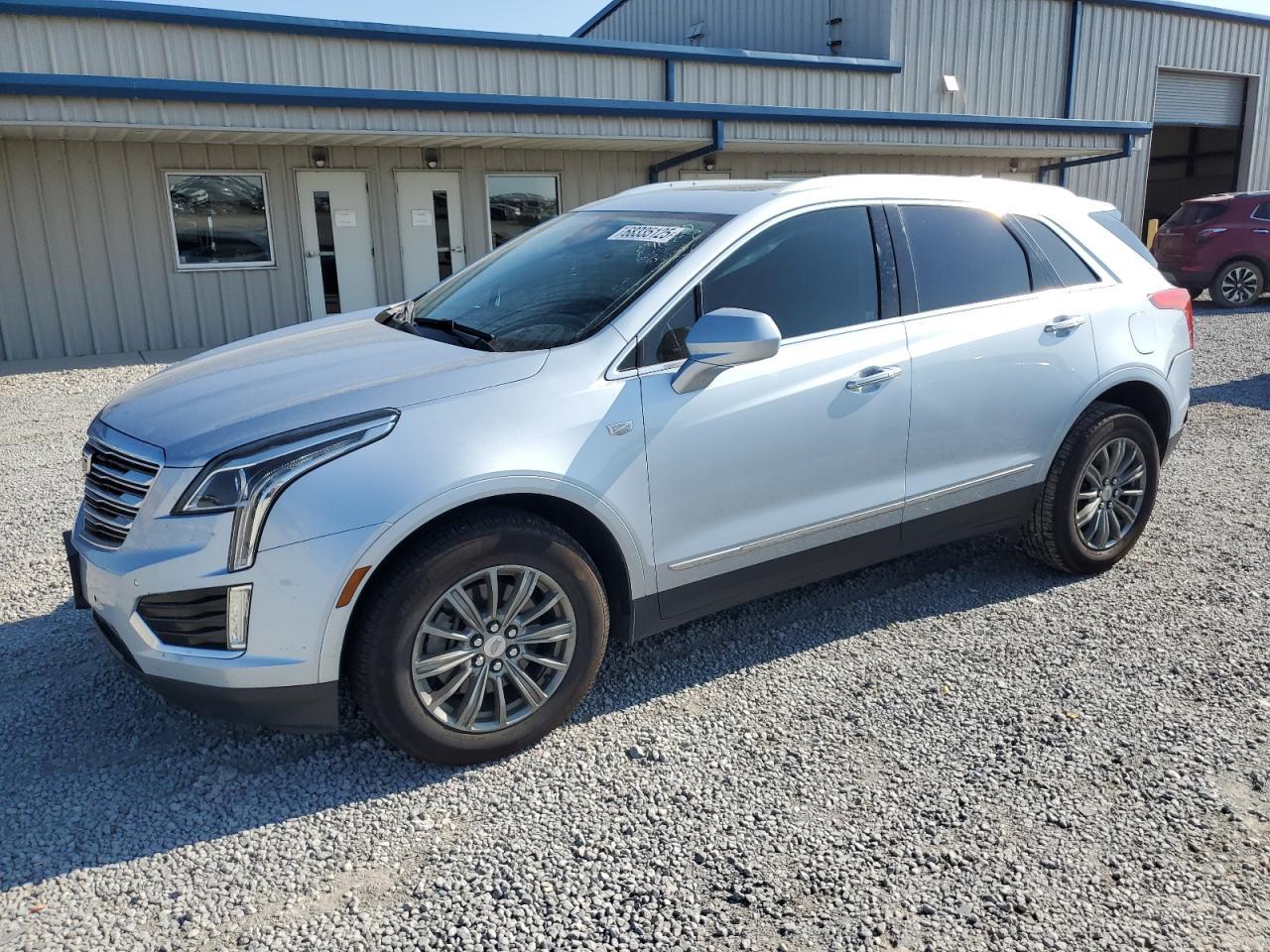 2017 CADILLAC XT5