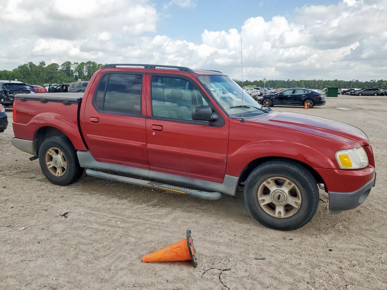 2004 FORD Explorer Sport Trac