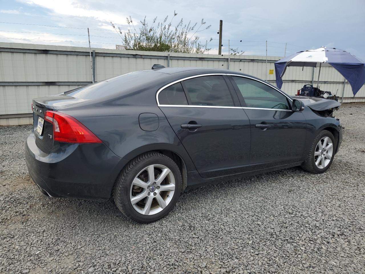 2016 VOLVO S60