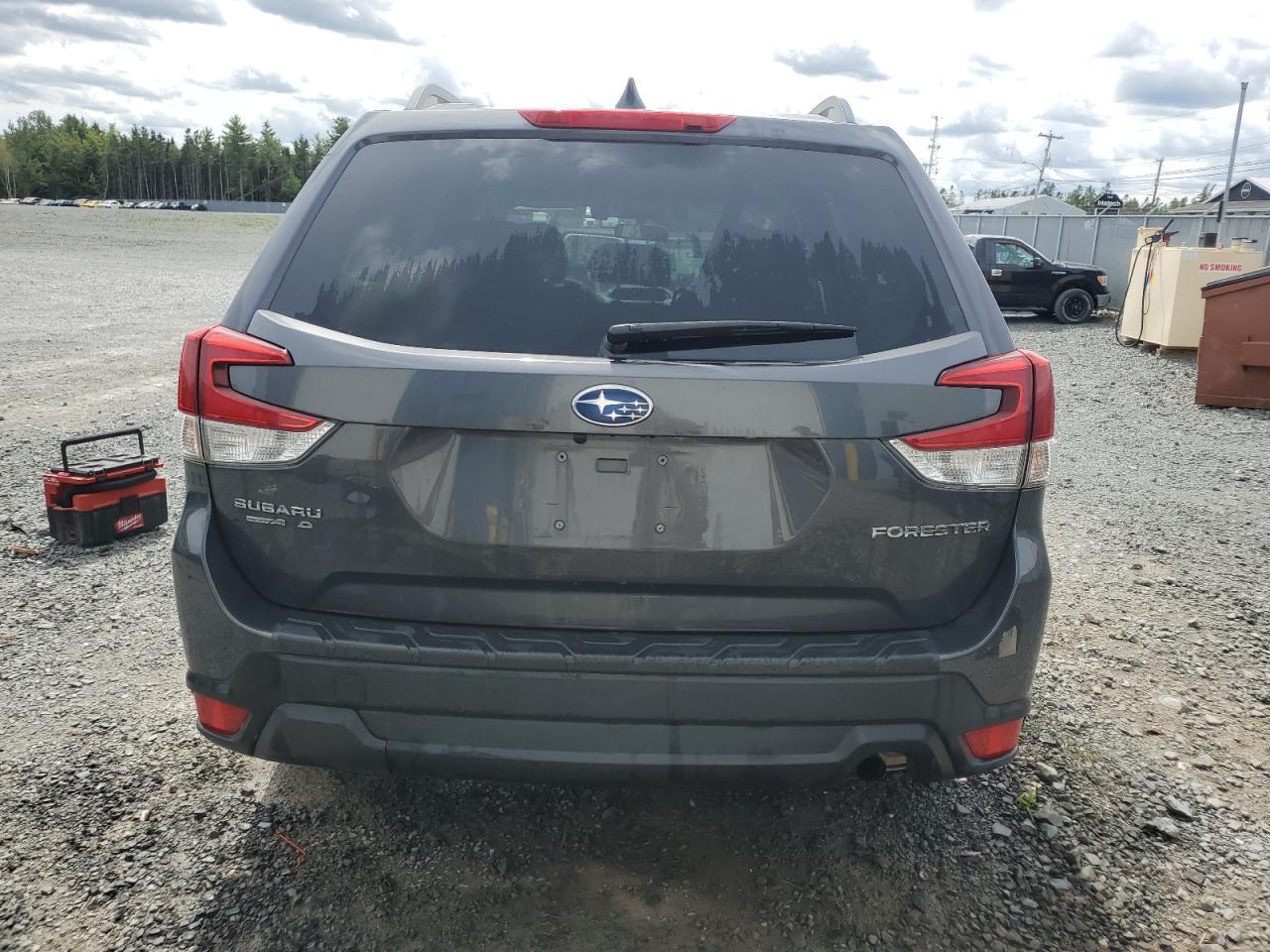 2021 SUBARU FORESTER