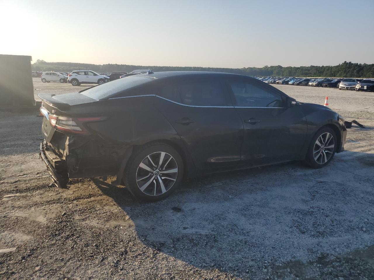 2019 NISSAN Maxima