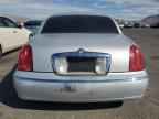 2000 LINCOLN Town Car