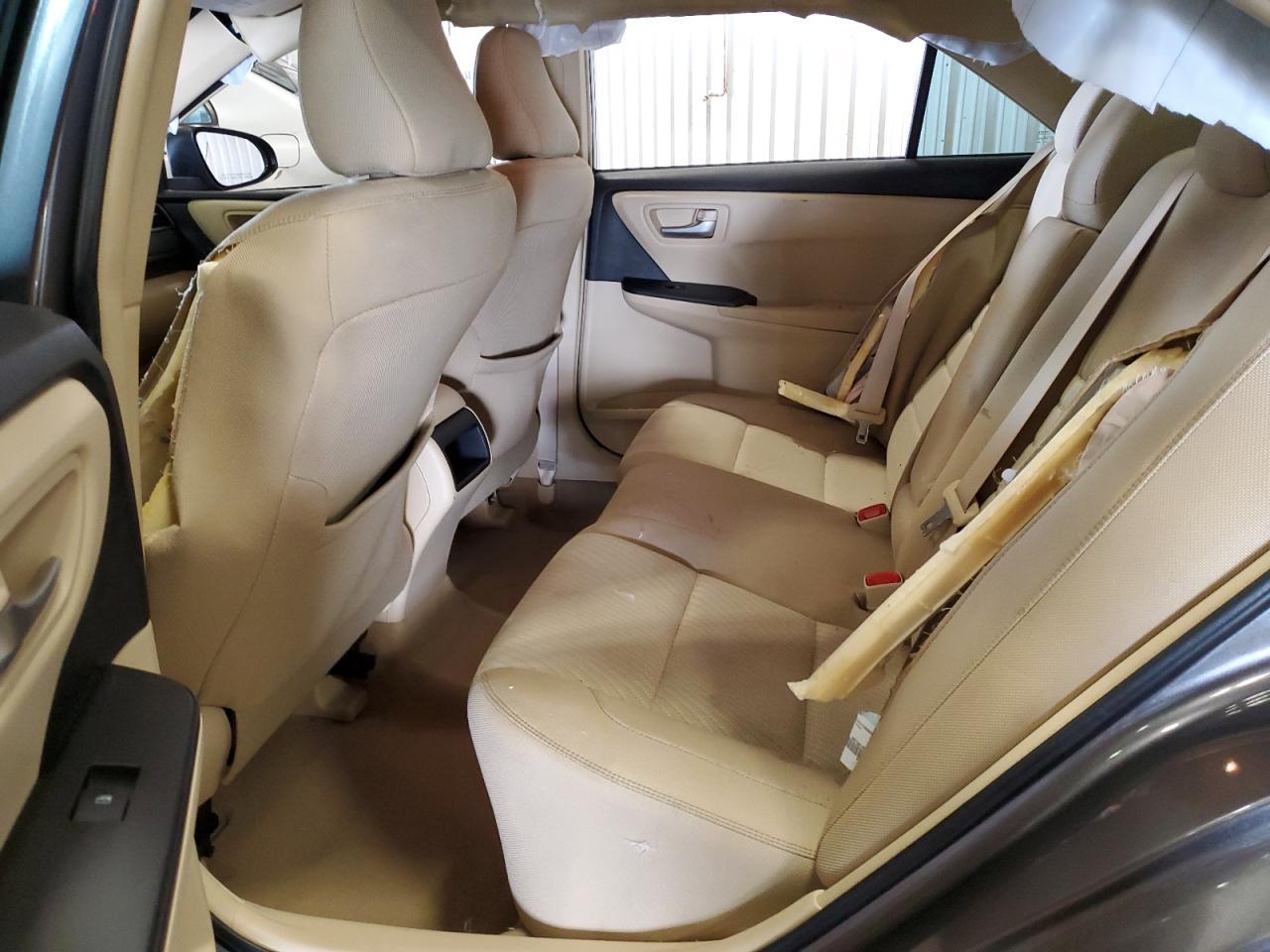 2016 TOYOTA CAMRY