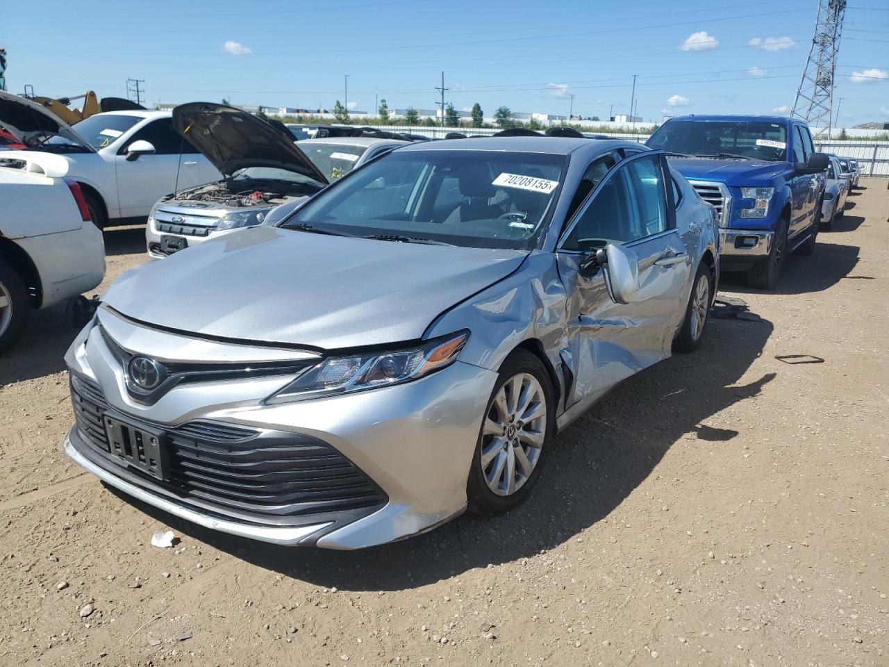 2019 TOYOTA CAMRY