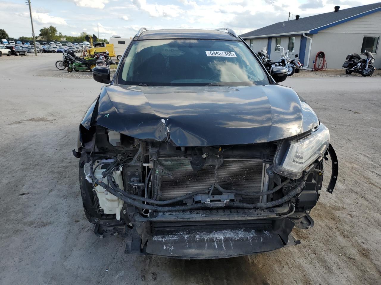 2018 NISSAN ROGUE