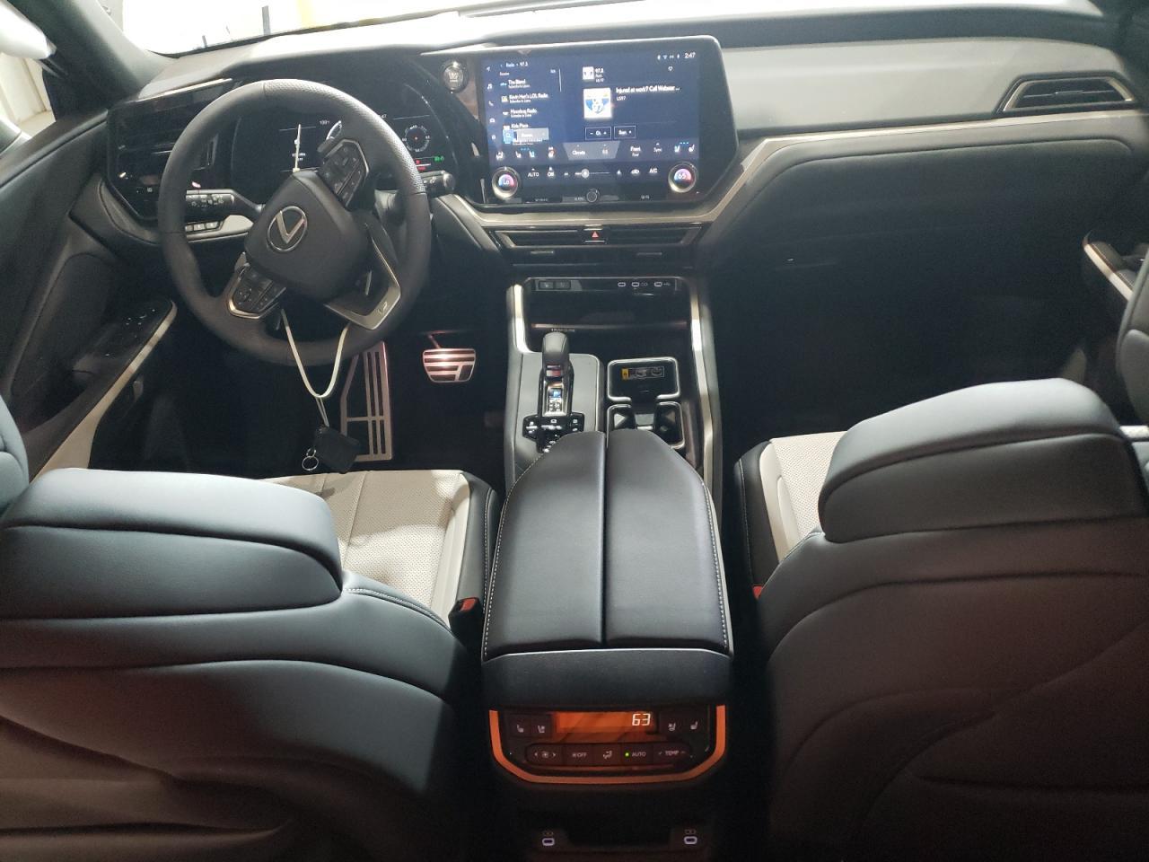 2025 LEXUS TX 350