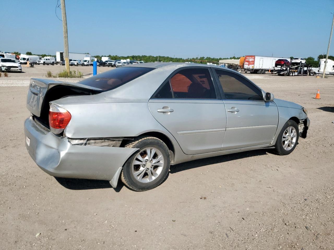 2005 TOYOTA CAMRY