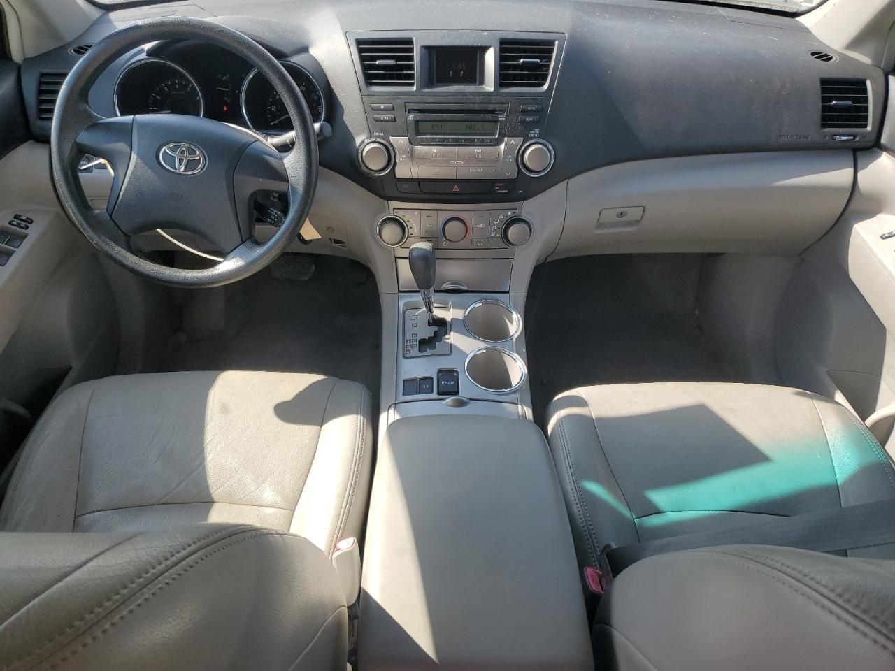 2009 TOYOTA HIGHLANDER