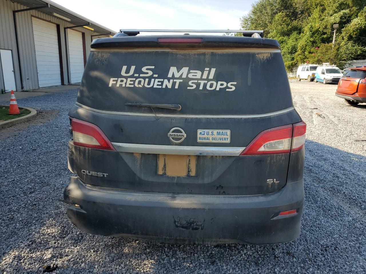 2013 NISSAN Quest