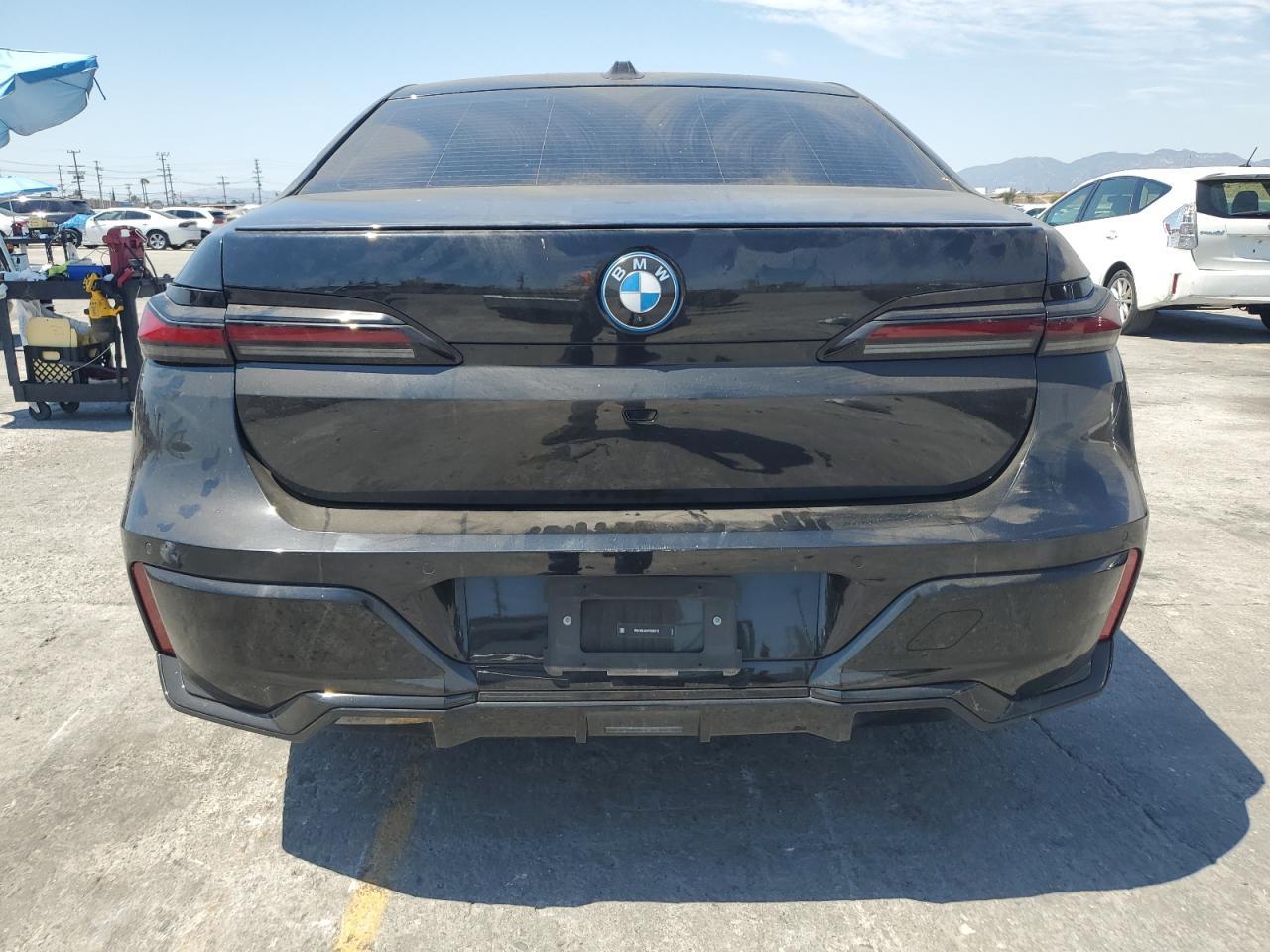 2024 BMW i7
