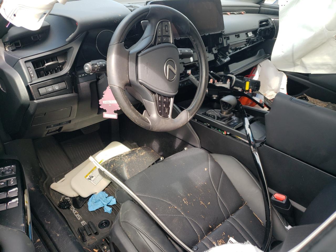 2024 LEXUS Es