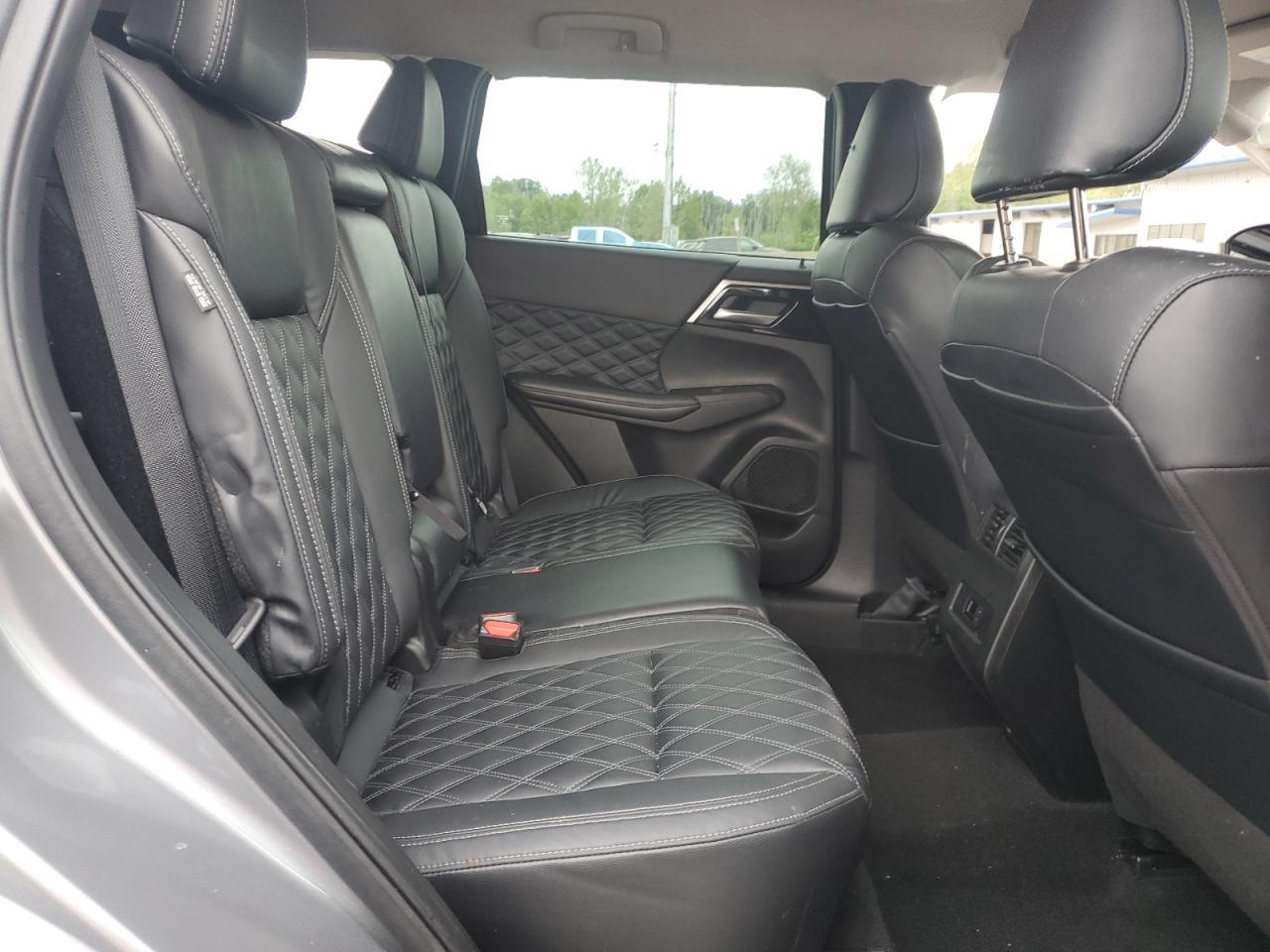 2022 MITSUBISHI outlander