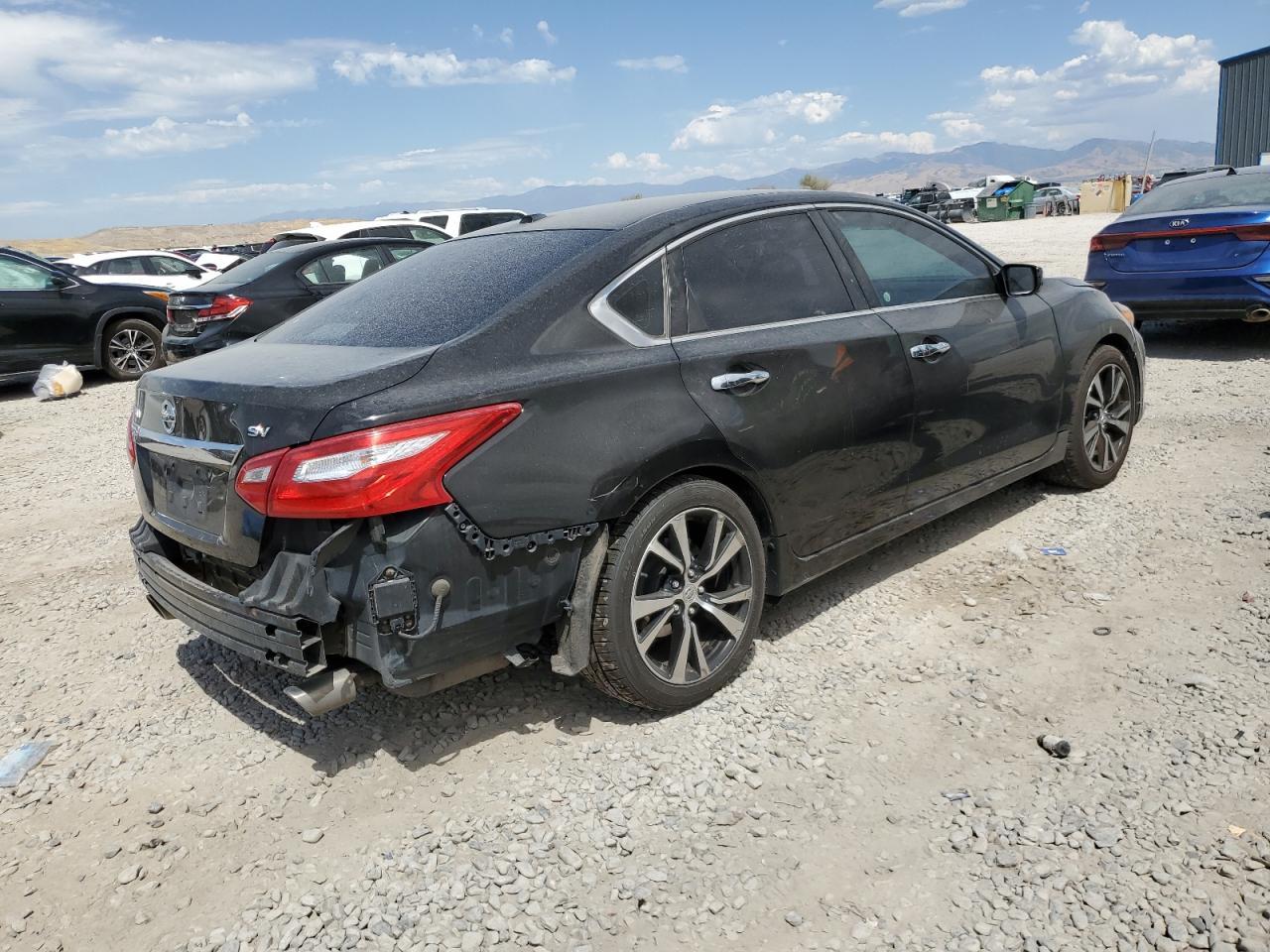 2017 NISSAN ALTIMA