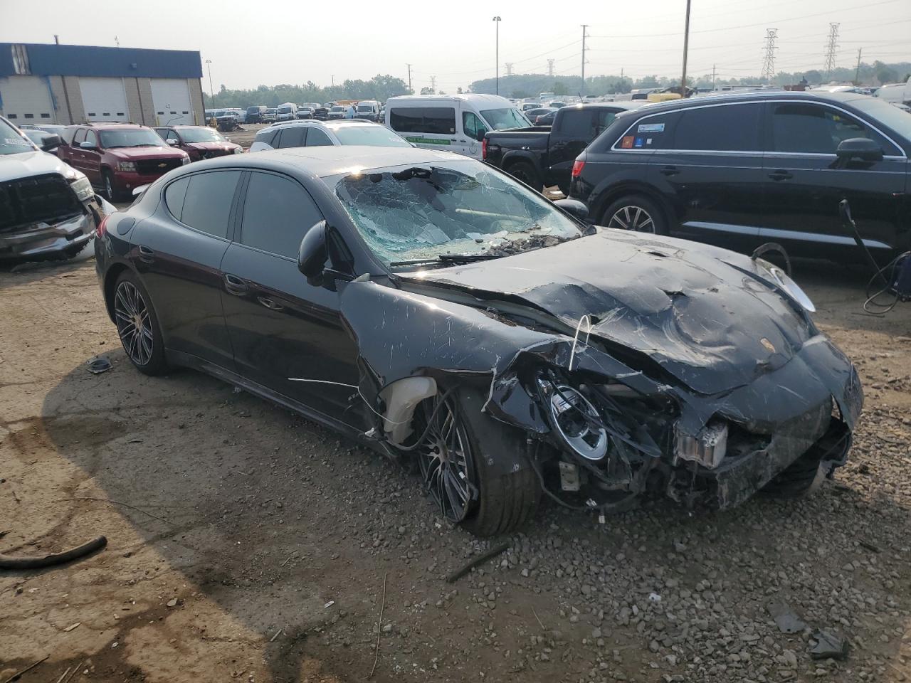 2016 PORSCHE Panamera