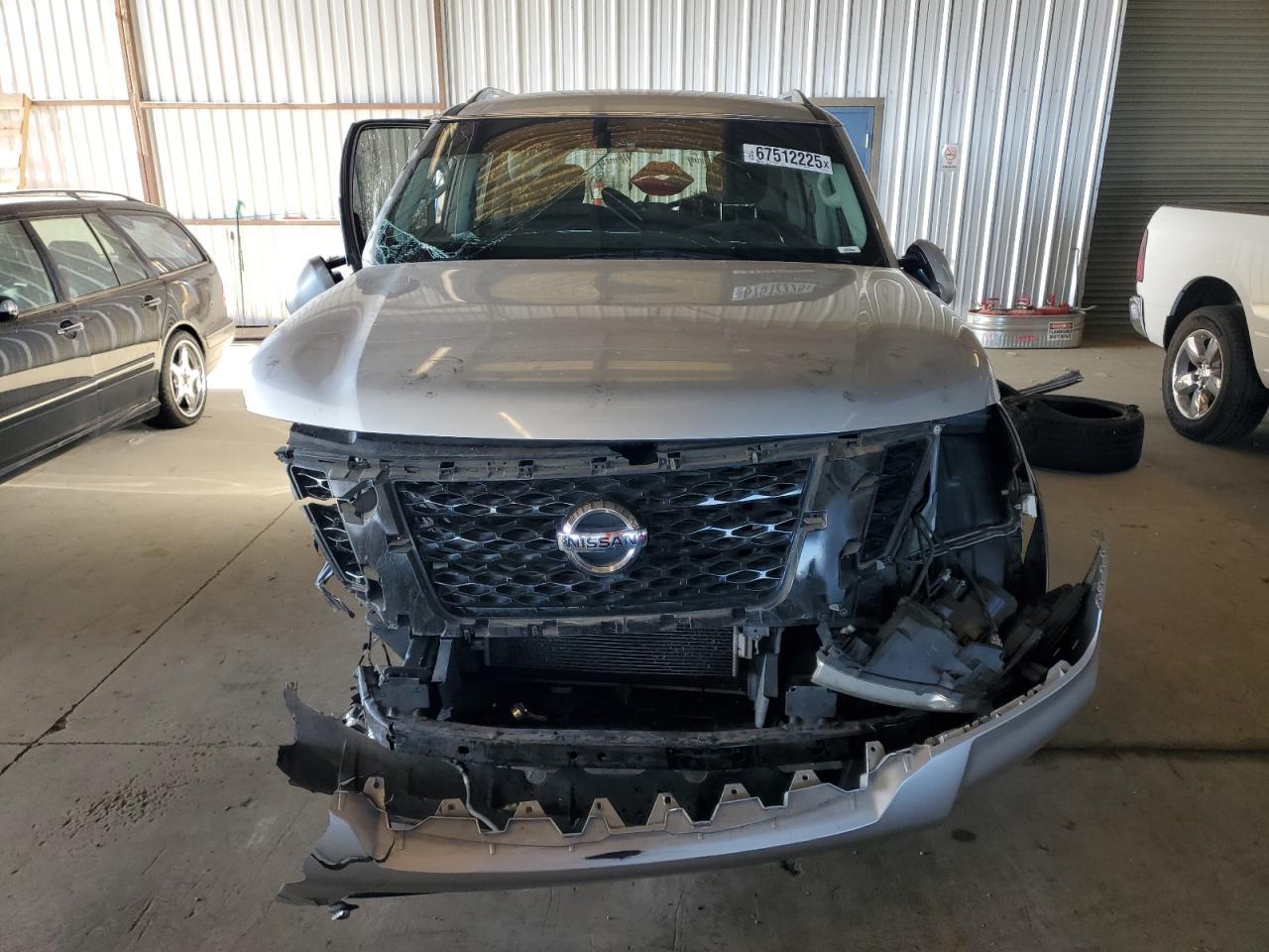 2017 NISSAN Armada