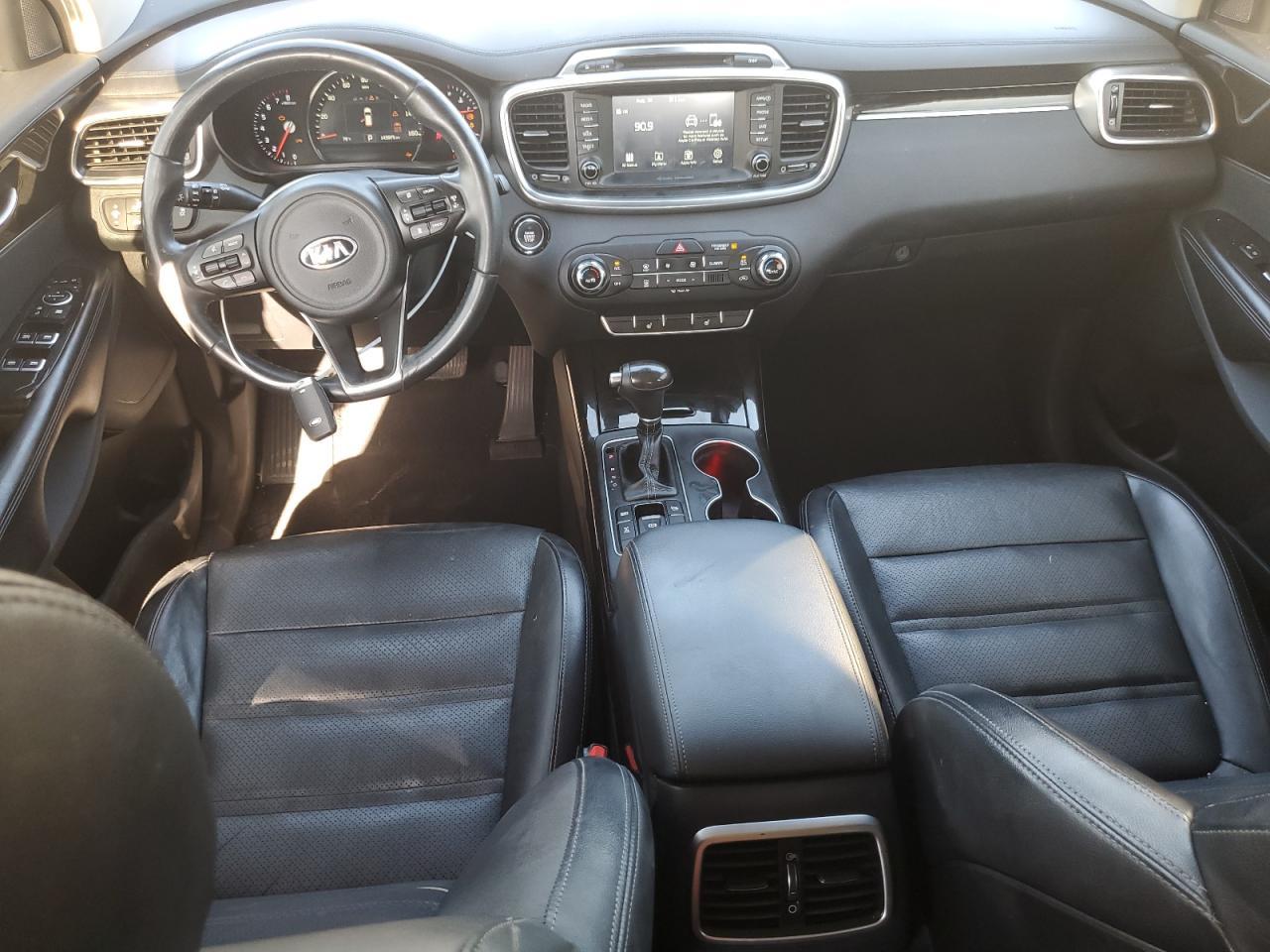2018 KIA SORENTO