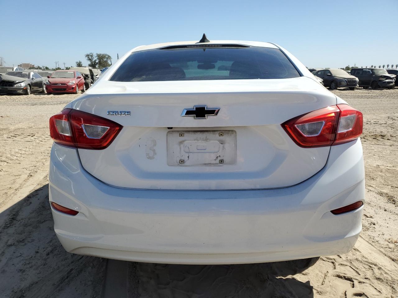 2018 CHEVROLET CRUZE