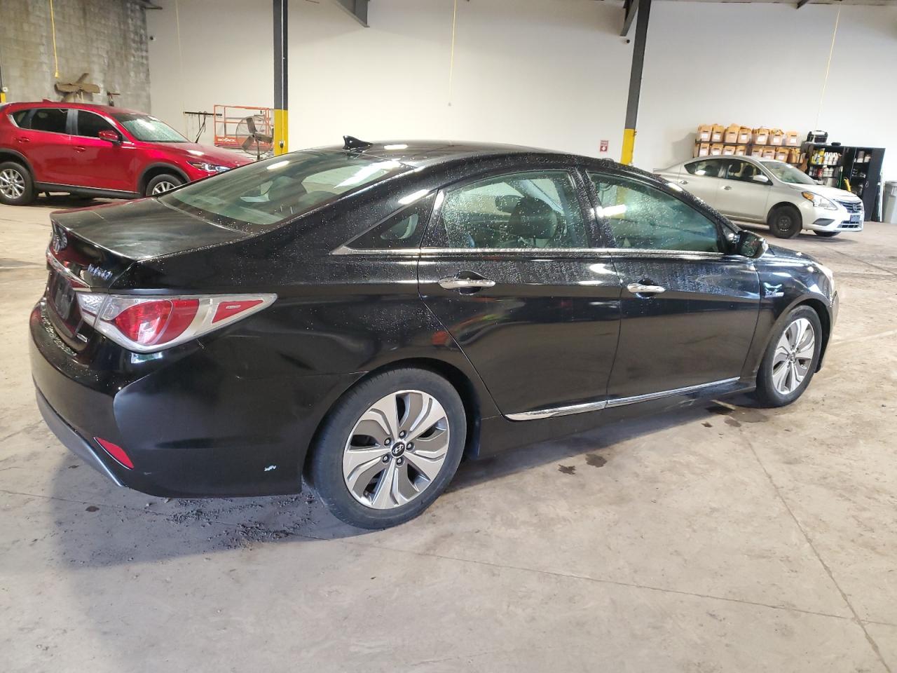 2014 HYUNDAI SONATA