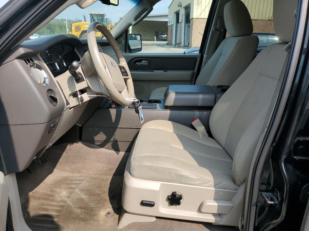 2013 FORD Expedition