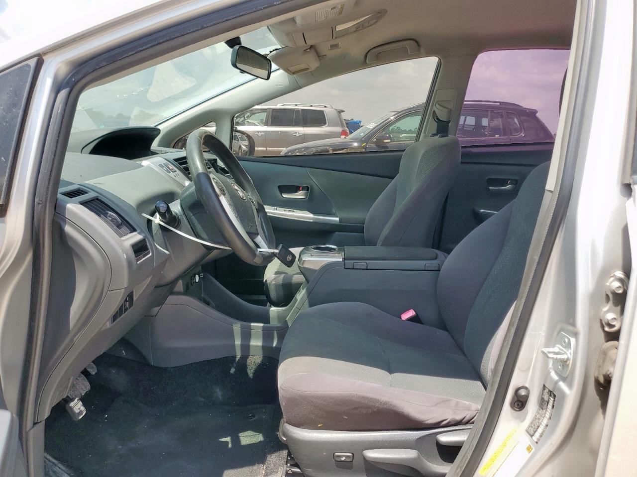 2014 TOYOTA PRIUS V