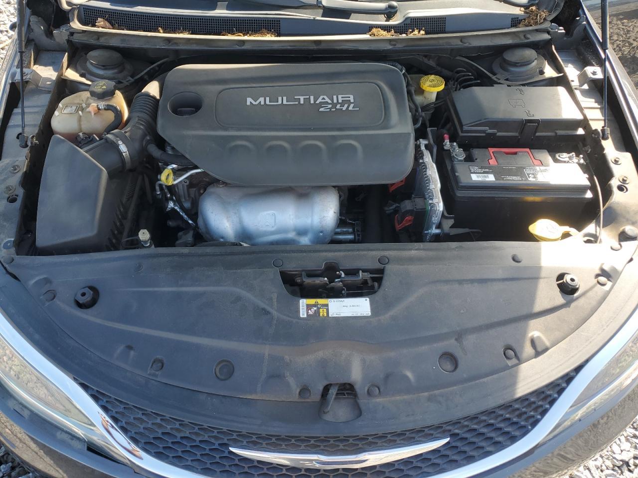 2015 CHRYSLER 200