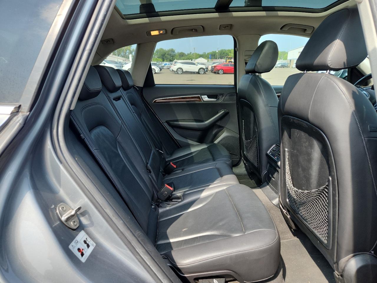 2010 AUDI Q5