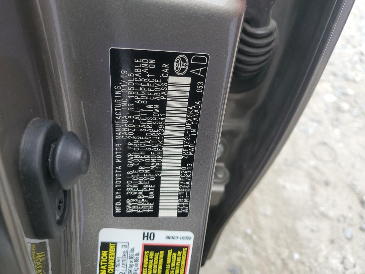 2019 TOYOTA COROLLA