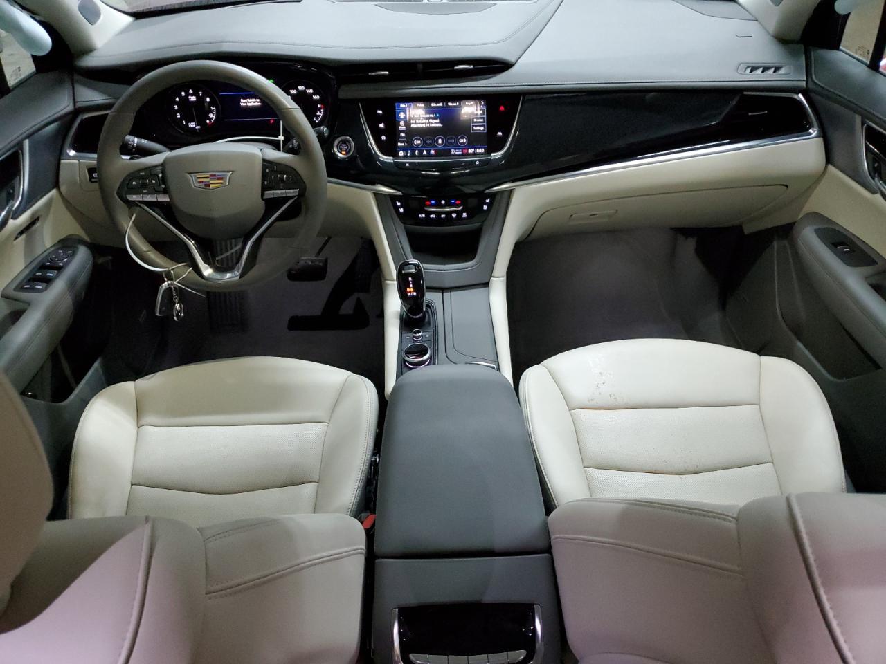 2024 CADILLAC XT6