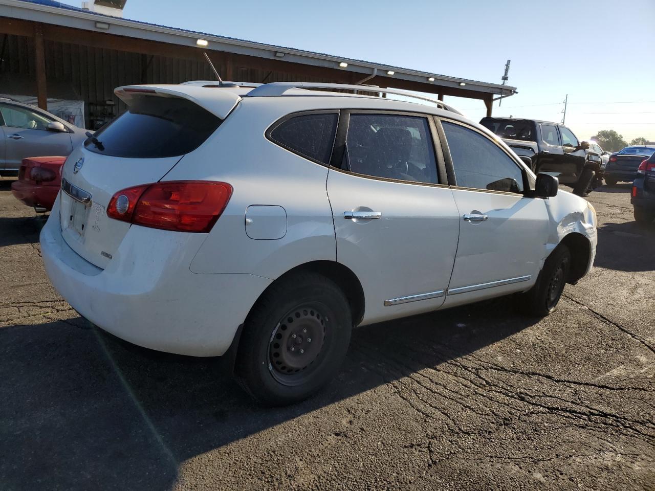 2015 NISSAN ROGUE