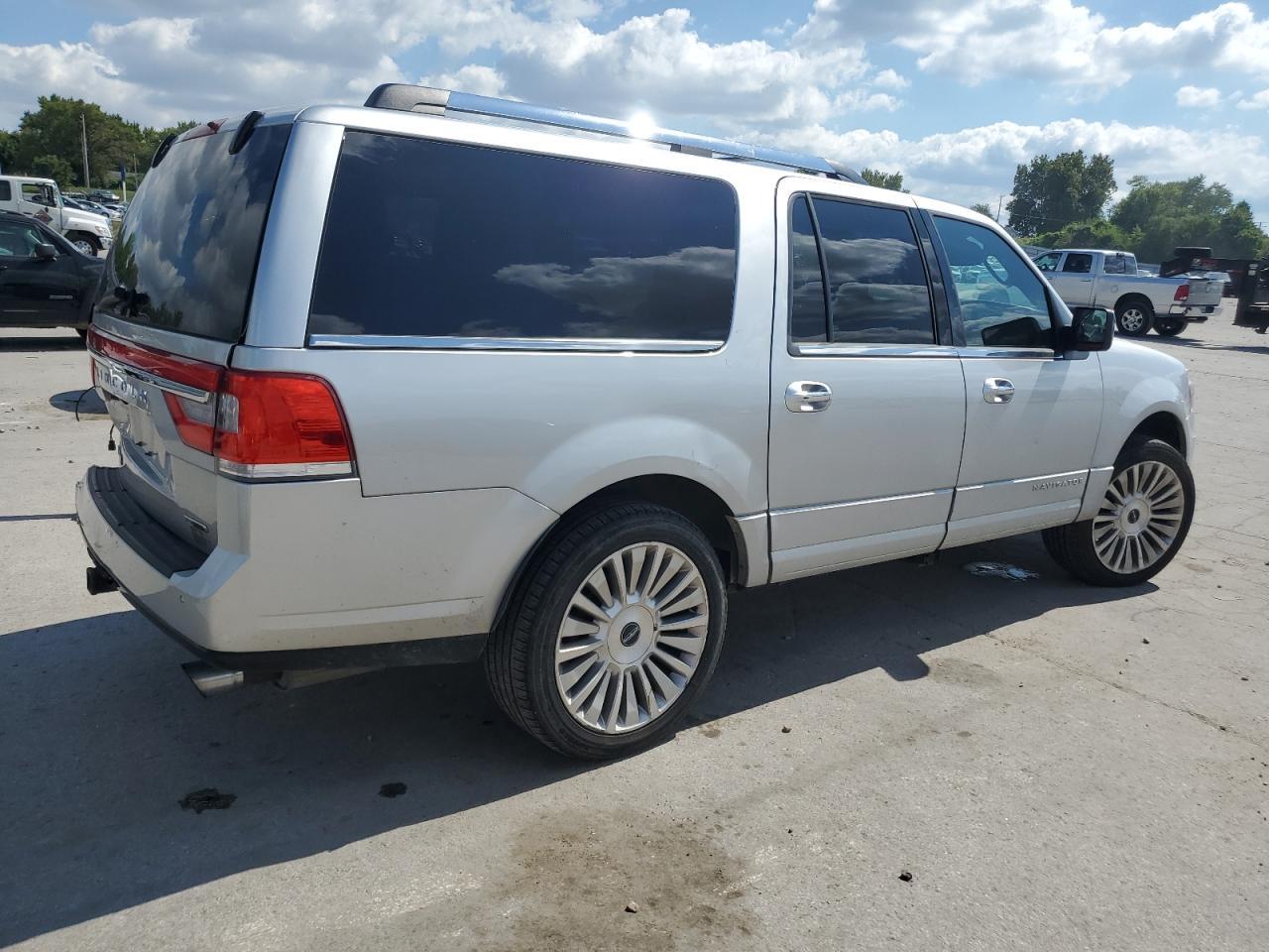 2016 LINCOLN Navigator