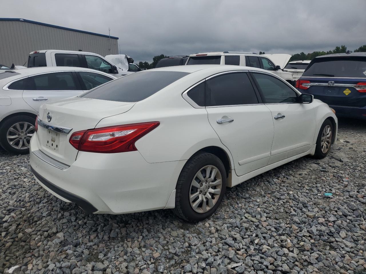 2017 NISSAN ALTIMA