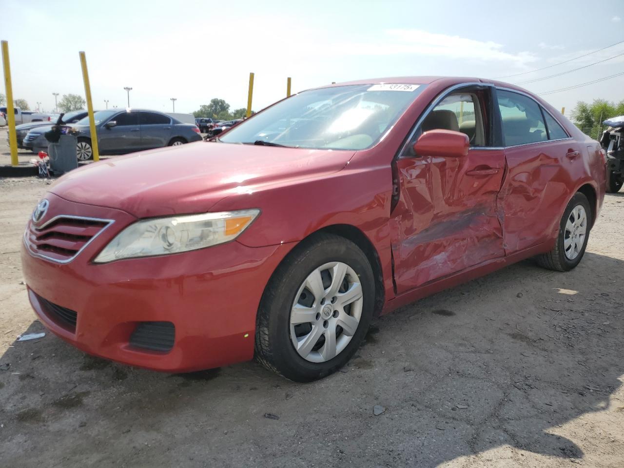 2011 TOYOTA CAMRY