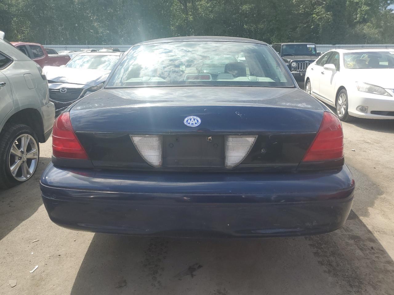 2003 FORD Crown Victoria