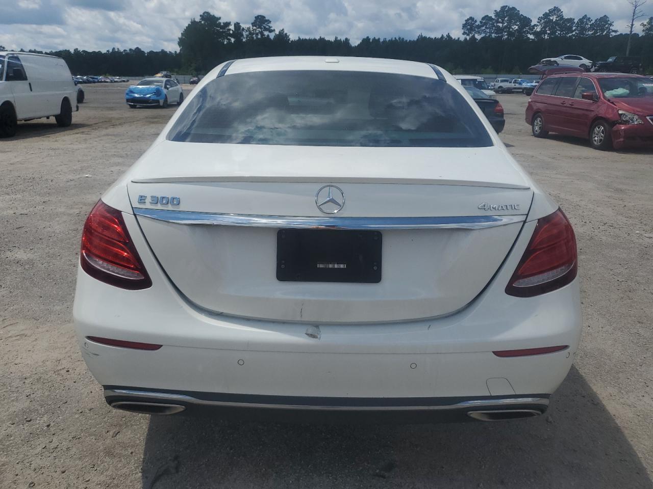 2017 MERCEDES-BENZ E-Class