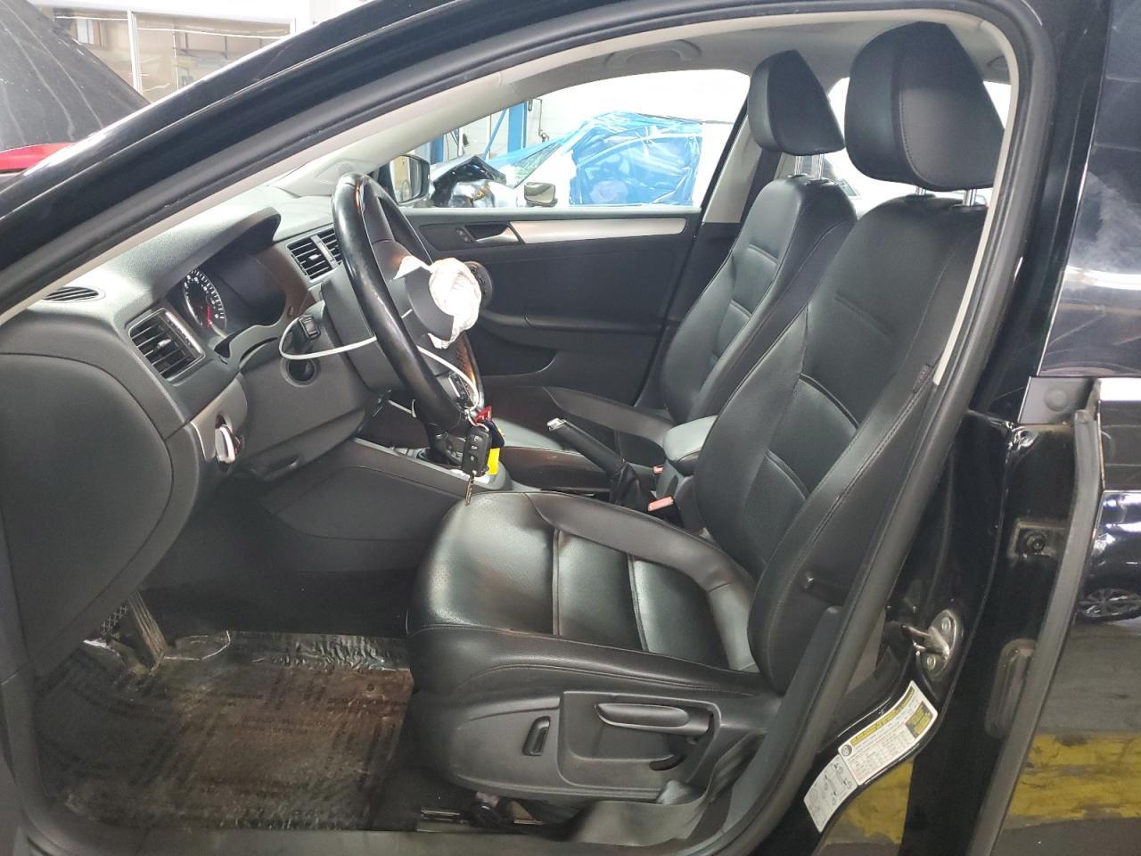 2013 VOLKSWAGEN JETTA