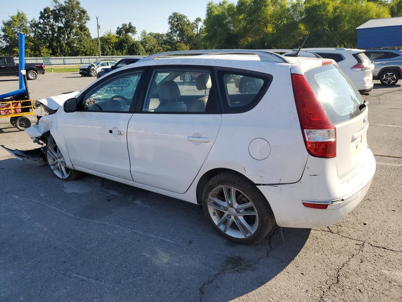 2012 HYUNDAI ELANTRA