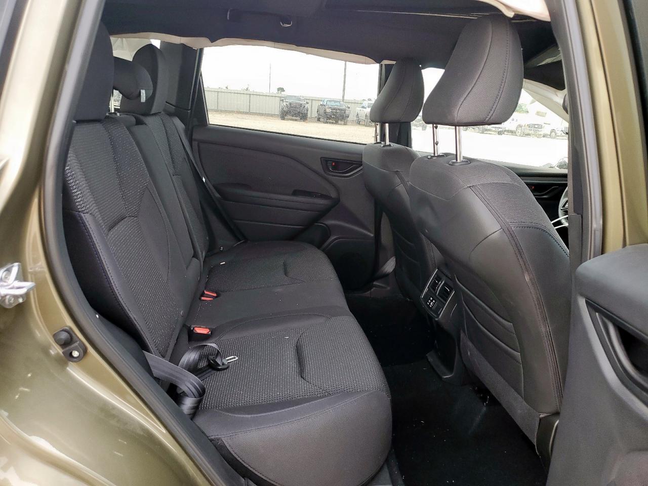 2025 SUBARU FORESTER