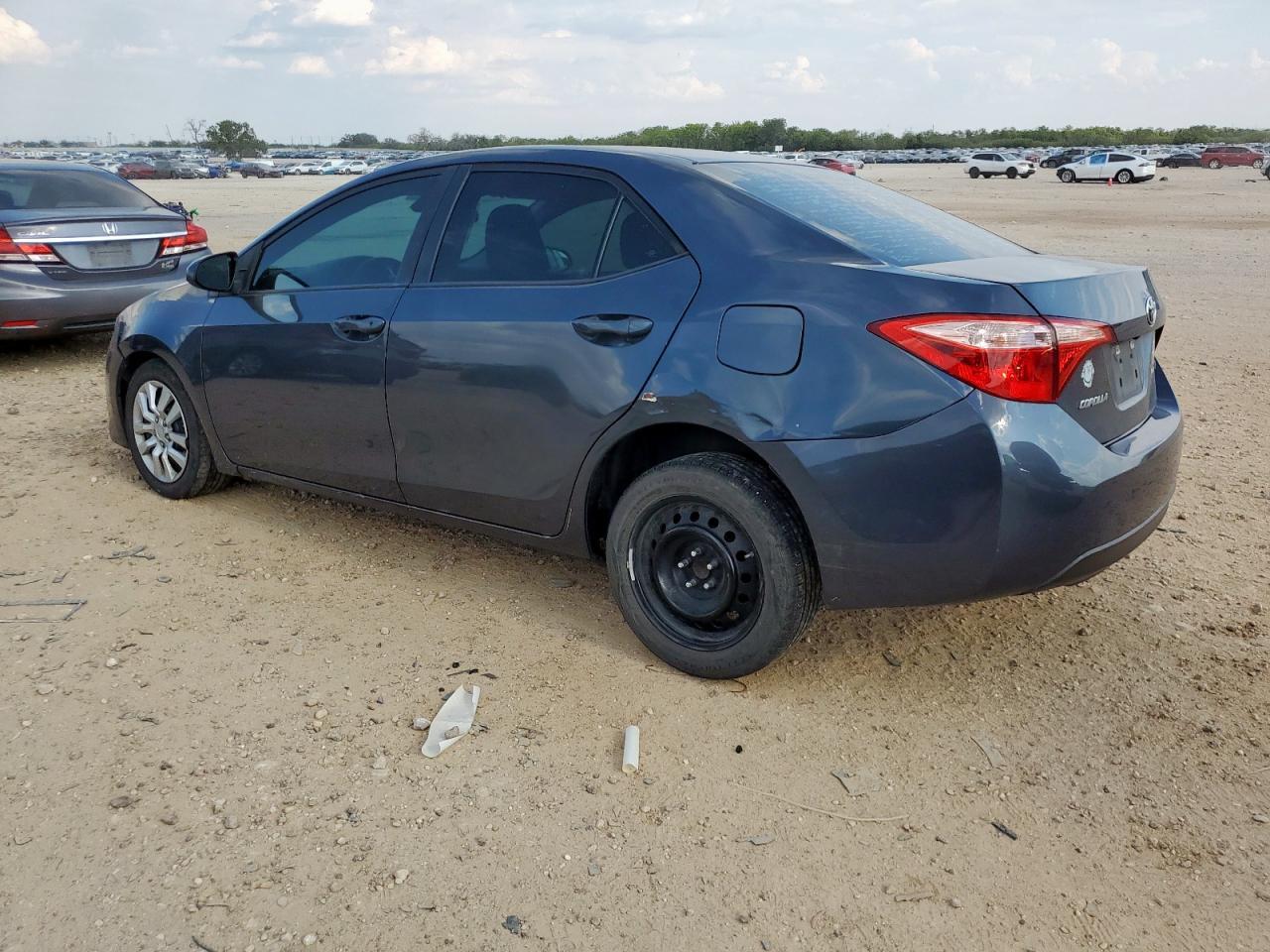 2018 TOYOTA COROLLA