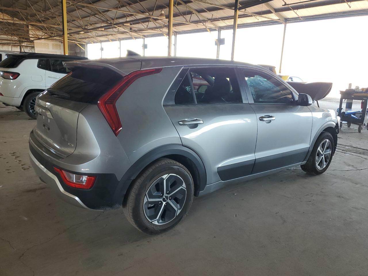 2023 KIA Niro