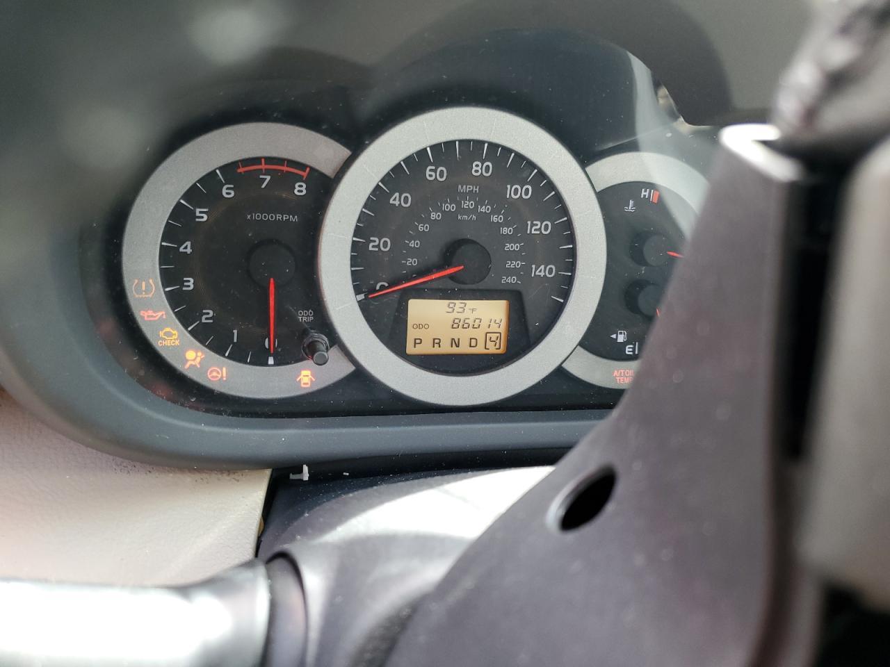 2011 TOYOTA RAV4