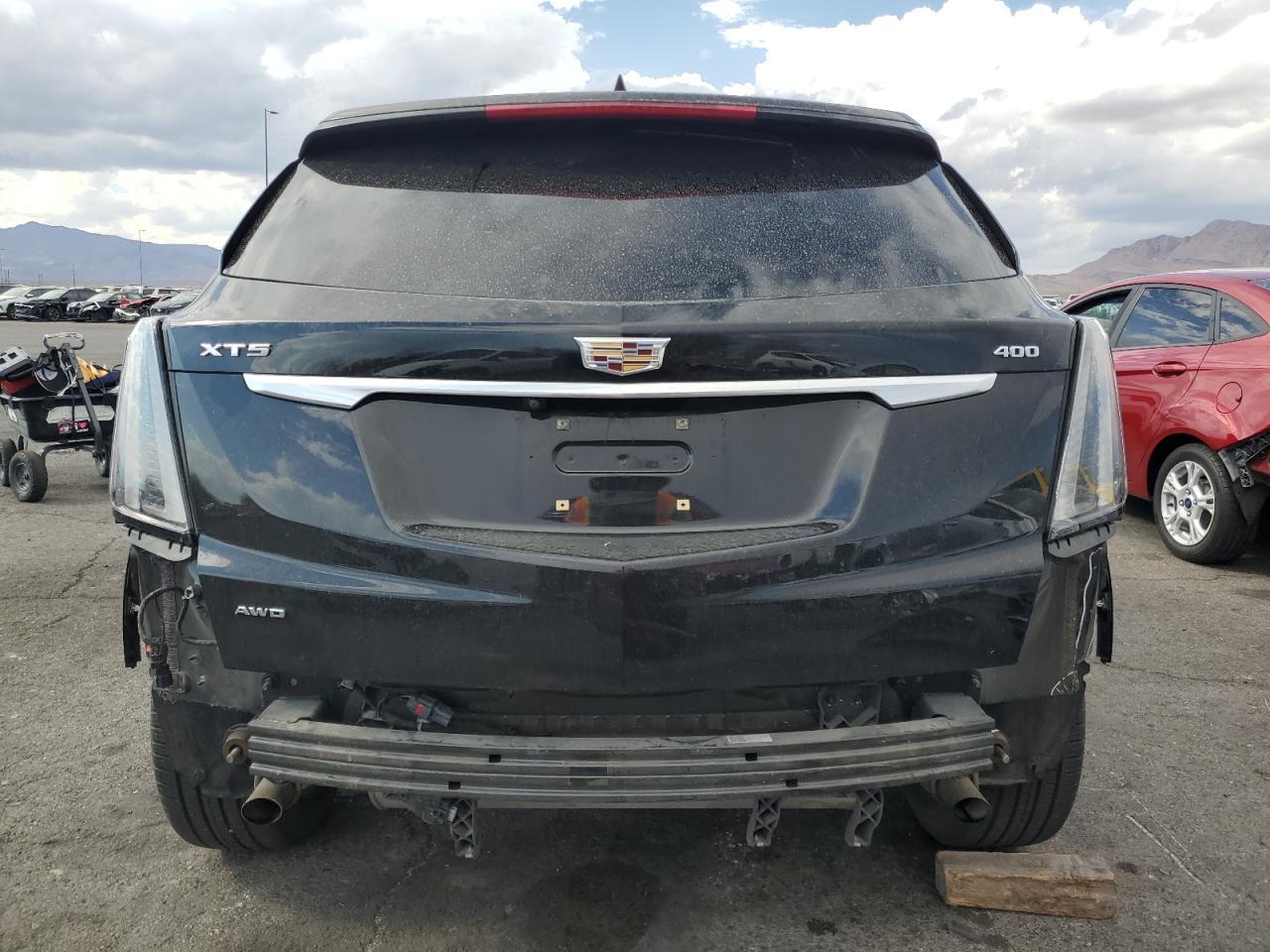 2020 CADILLAC XT5