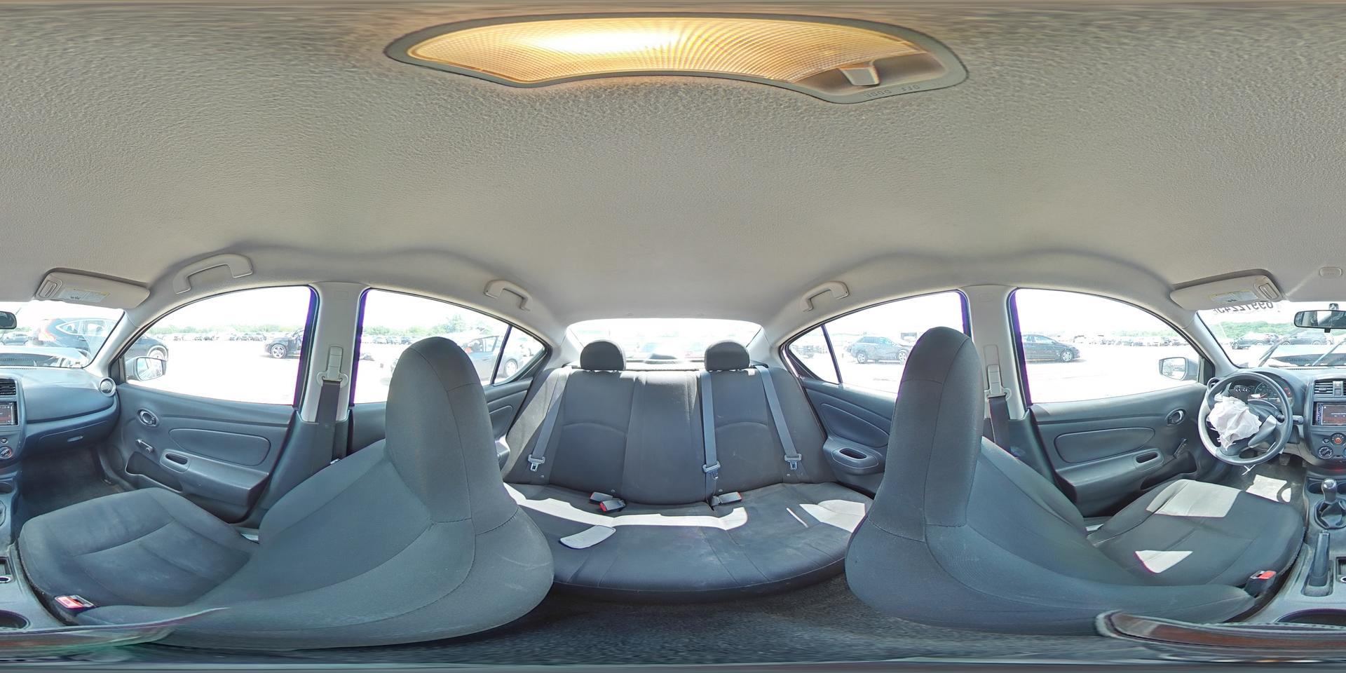 2016 NISSAN VERSA