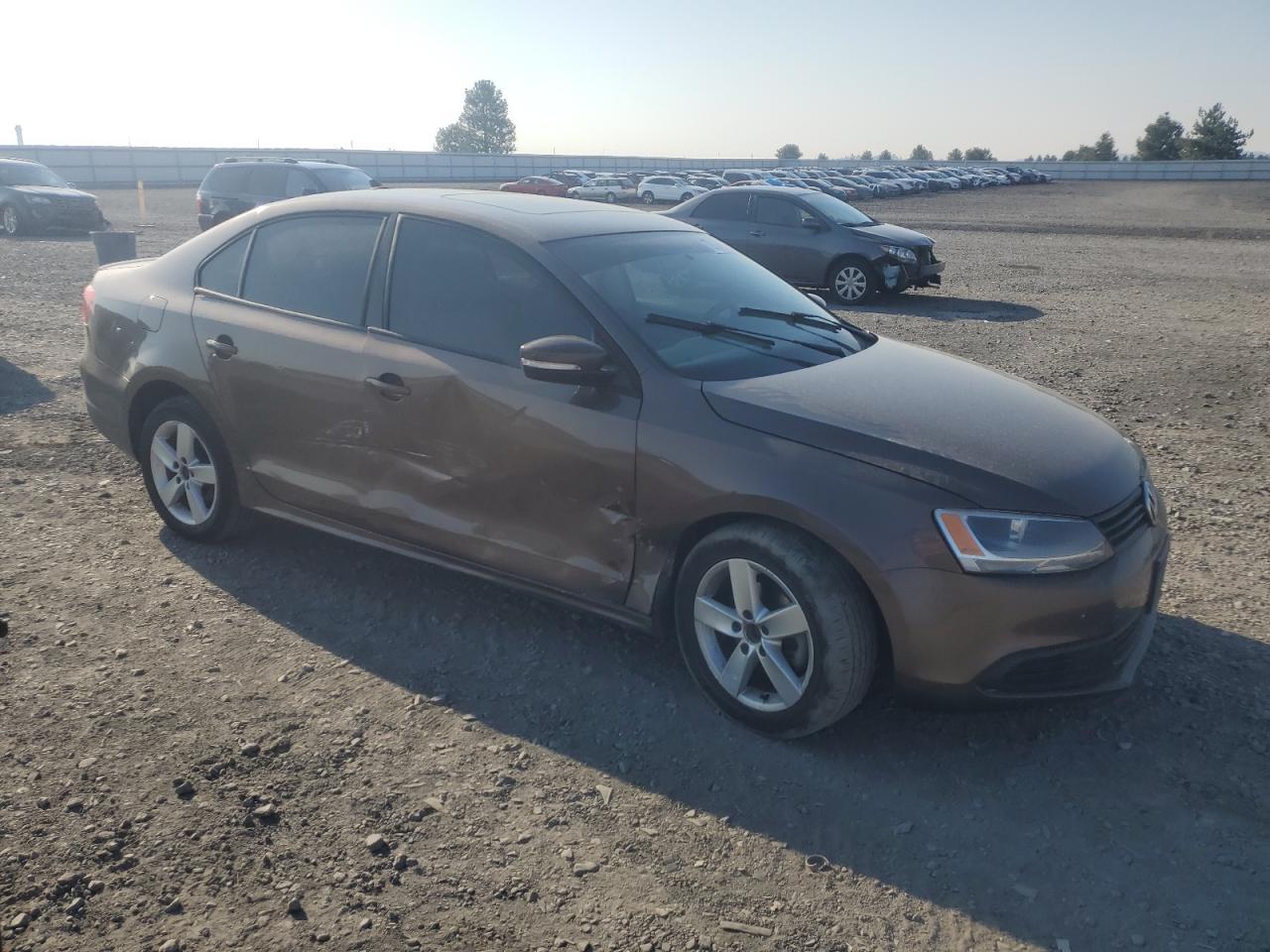 2011 VOLKSWAGEN JETTA