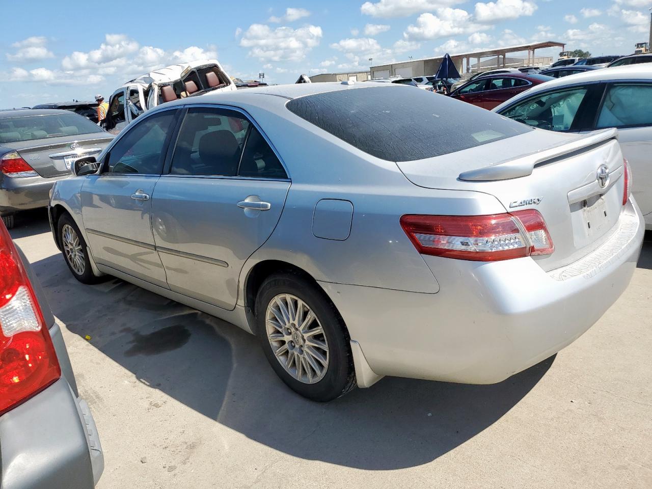 2010 TOYOTA CAMRY
